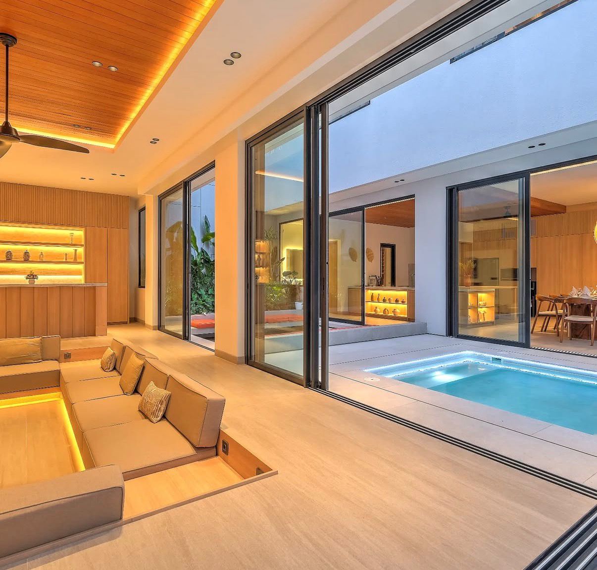 JIMBARAN HELICONIA SIX BEDROOM FAMILY VILLA