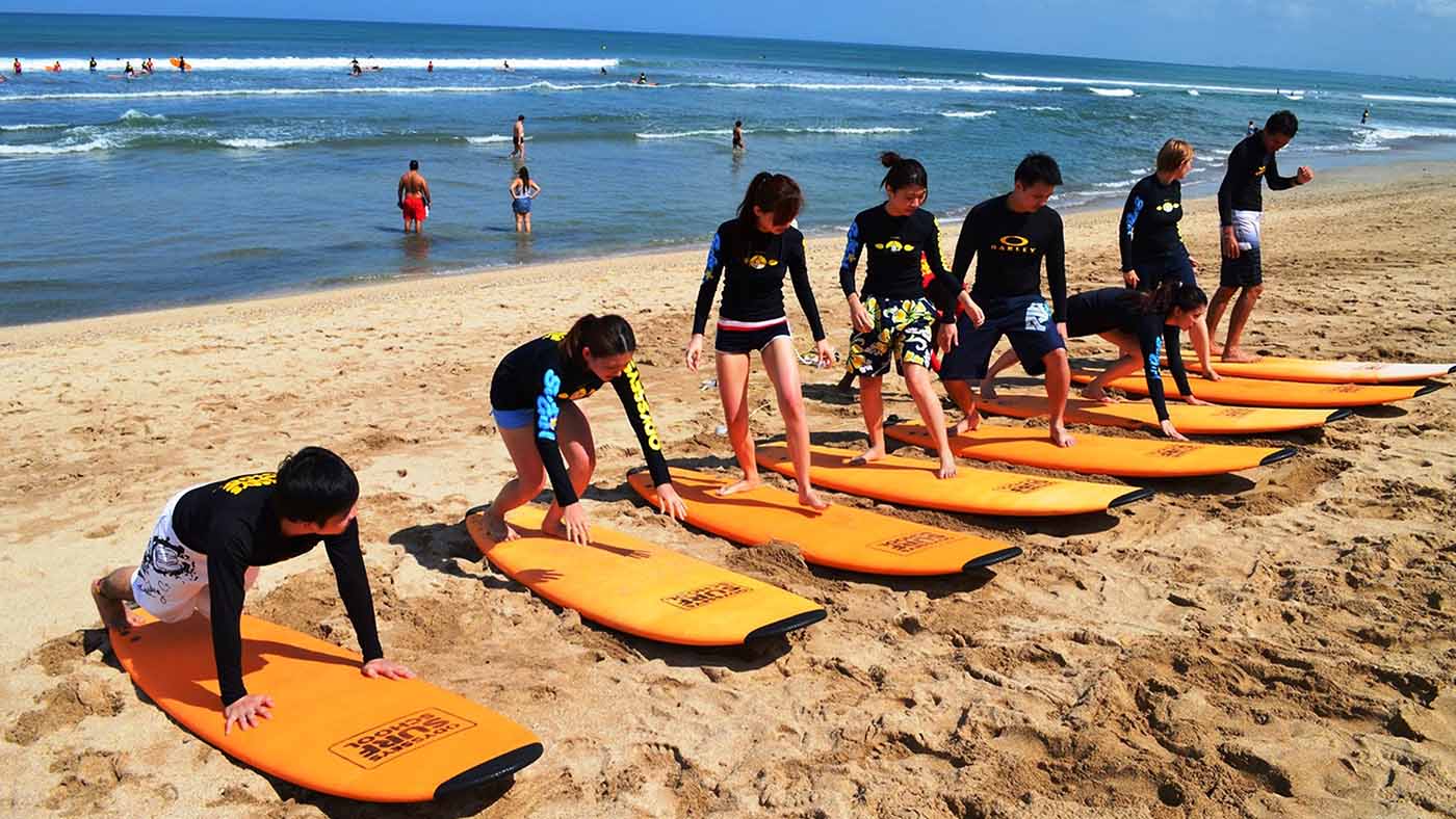 PRIVATE SURF LESSON