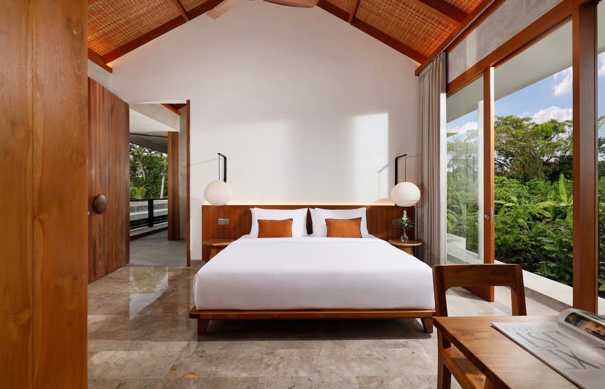 CANGGU ROSETTA 7 BEDROOM FAMILY VILLA